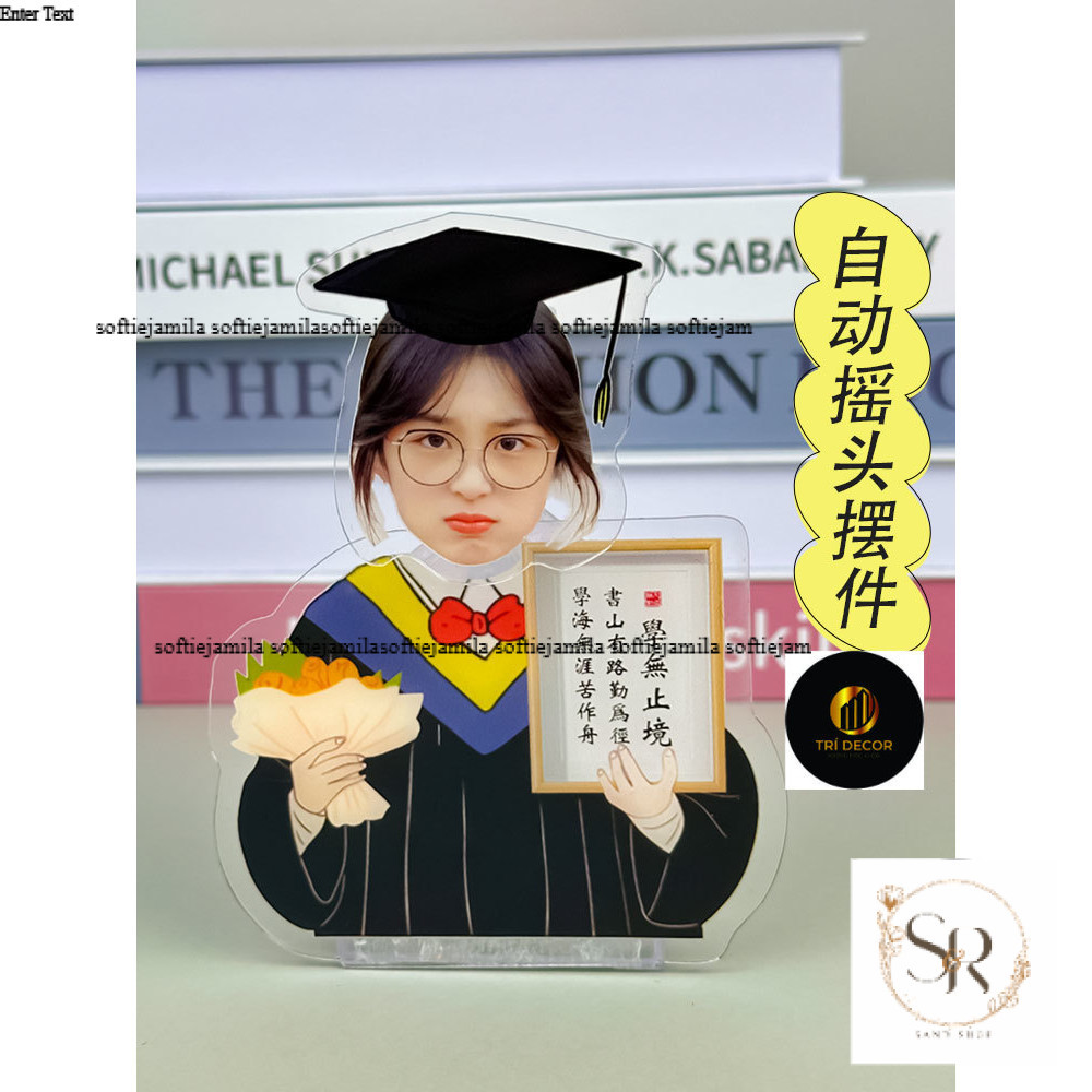 Mô hình standee lắc đầu ghép mặt học sinh tốt nghiệp chụp kỷ yếu in theo yêu cầu, mô hình chạy pin t