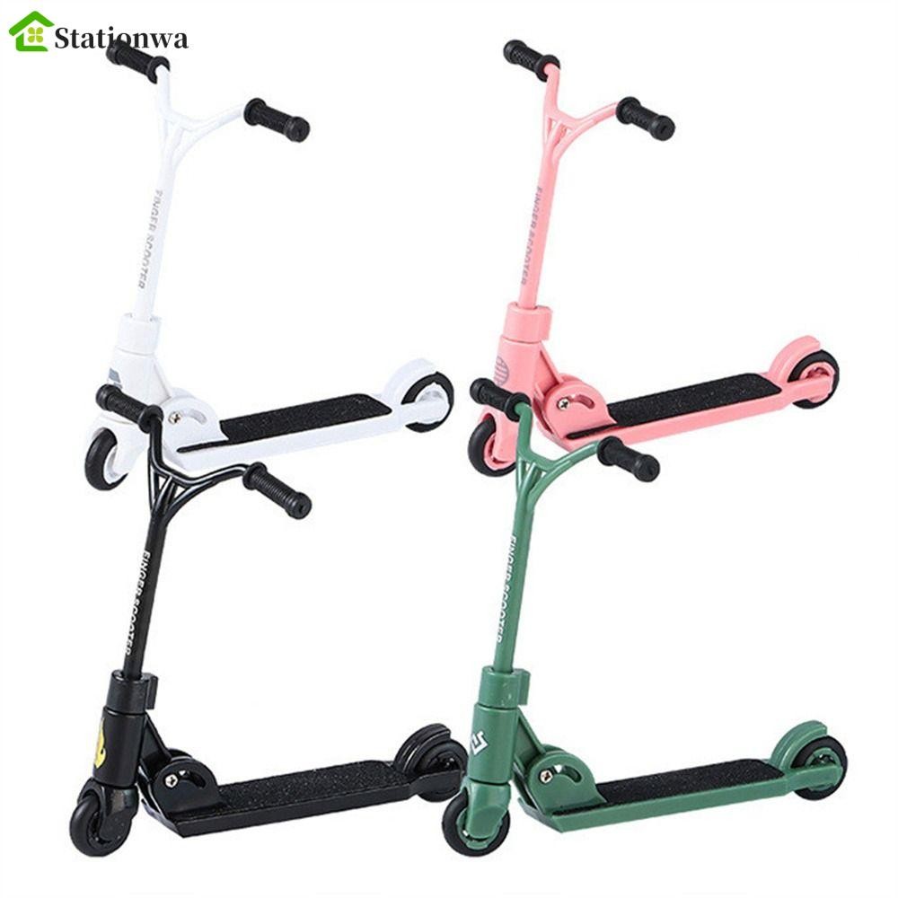 Chictty Finger Scooter Mô phỏng ủng hộ bữa tiệc mới lạ