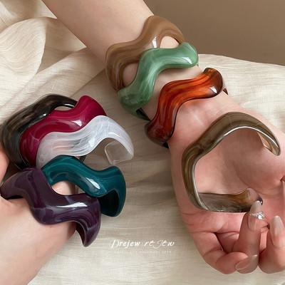 DREJEW Vòng tay mở acrylic gợn sóng không đều vòng tay rừng đơn giản dành cho nữ trang sức cảm ứng cao cấp thích hợp