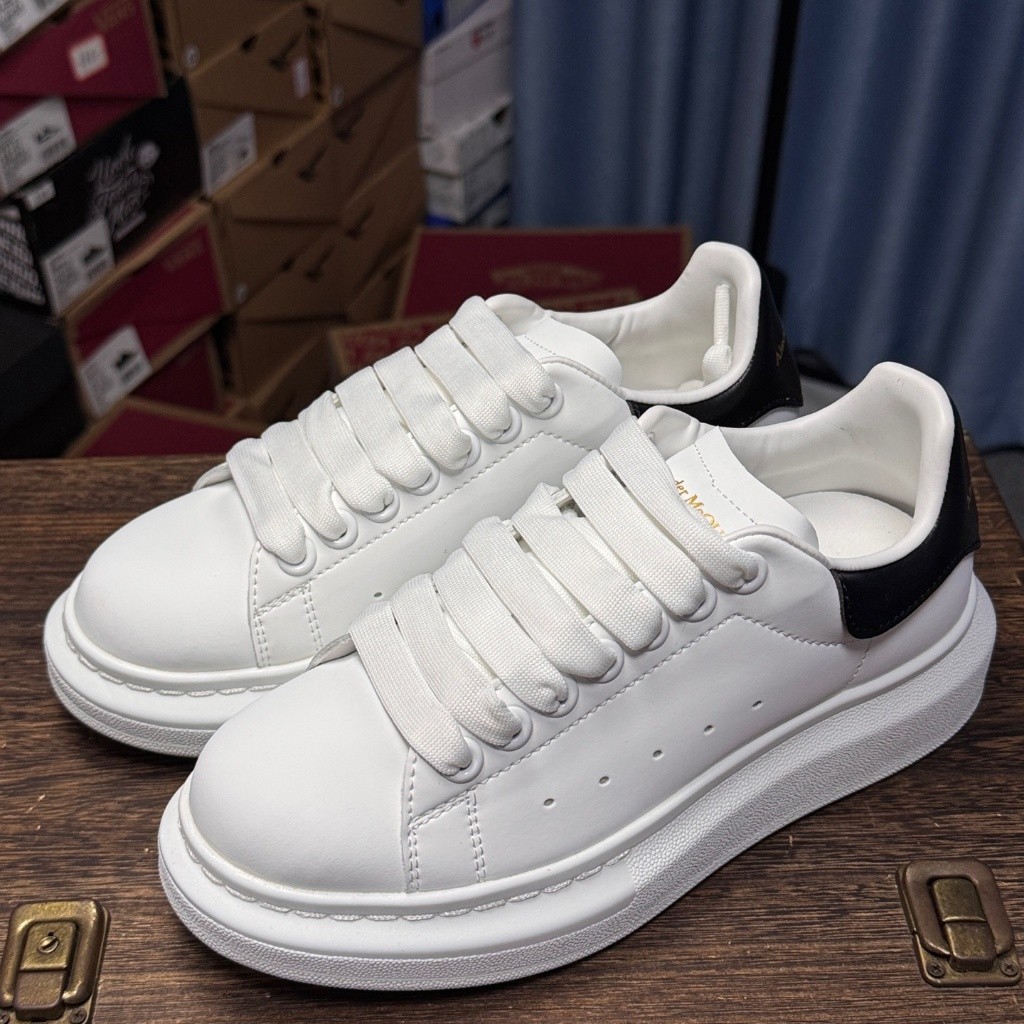 Giày trắng Alexander McQueen Alexander McQueen McQueen McQueen