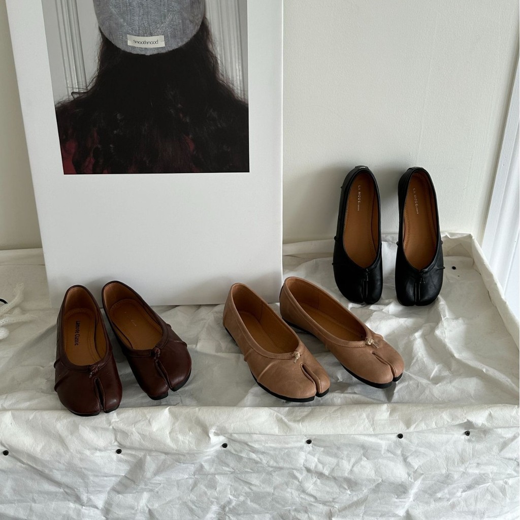 MM6 Lamode Classic New Style Same Style Toe Post Wrinkled Shallow Mouth Flat Pig Trotter Shoes Split