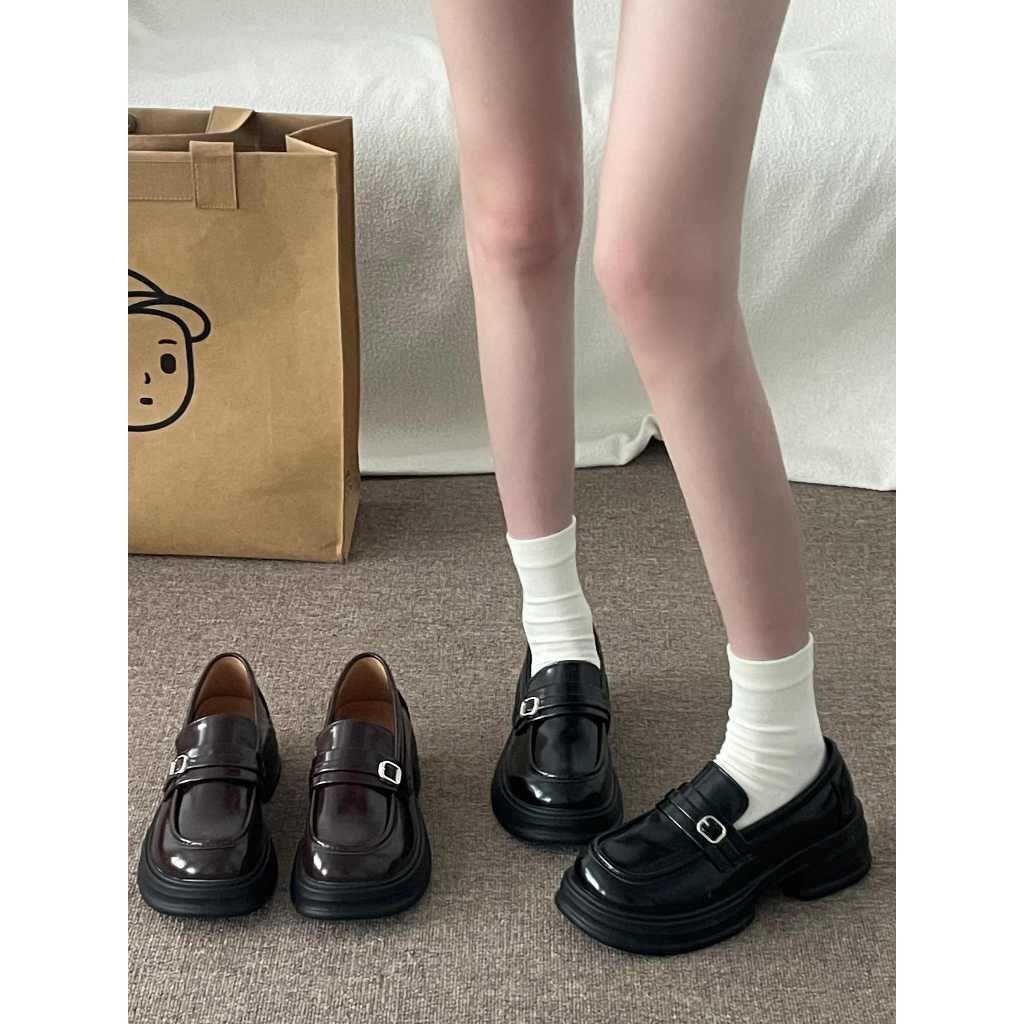 Giày loafer khuy nhỏ đế cao 2 quai ngang máy gân xịn mịn LuxyShoes LX143