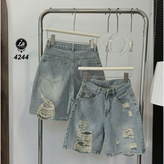 Quần jean ngố nữ rách gối tua rua cạp cao cá tính Lê Huy Fashion MS 4244