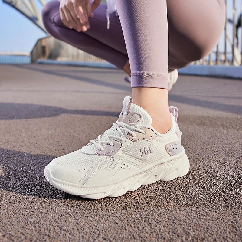 [361 độ] Giày chạy bộ nữ 682232237