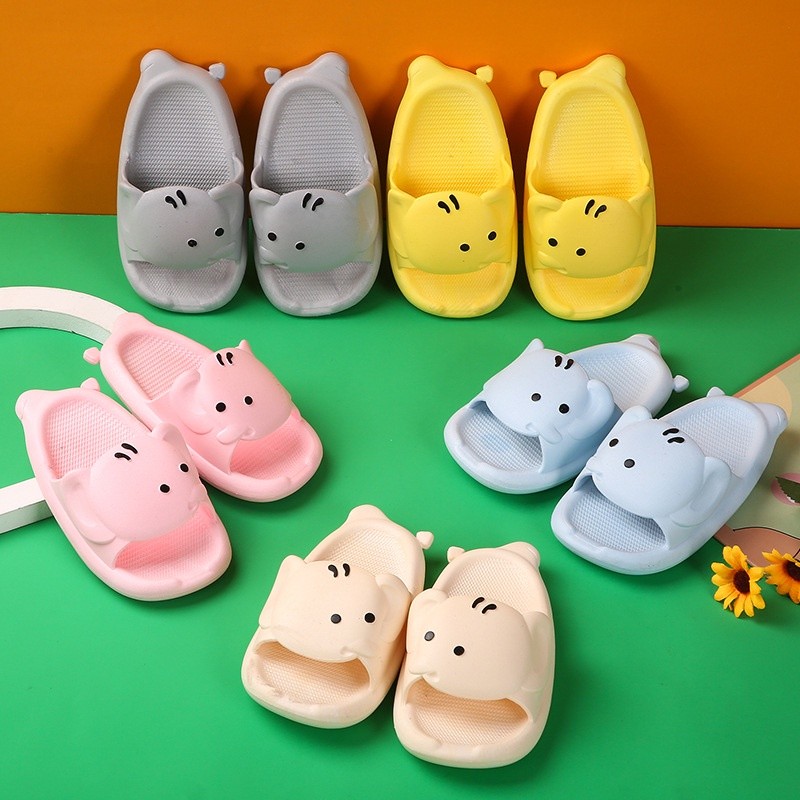 Dép trẻ em chống trơn trượt hình voi cute cho bé trai bé gái DE452