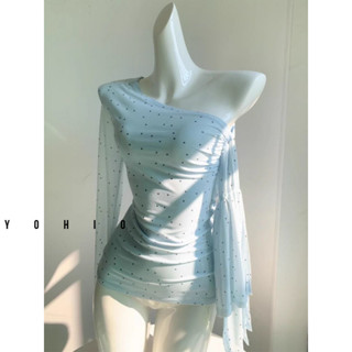 Áo nữ lưới chấm bi trễ vai màu xanh nhạt quyến rũ phong cách Hàn Quốc mùa hè