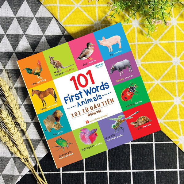 Sách : 101 Từ Đầu Tiên - Động Vật / 101 First Words - Animals - Minh Long