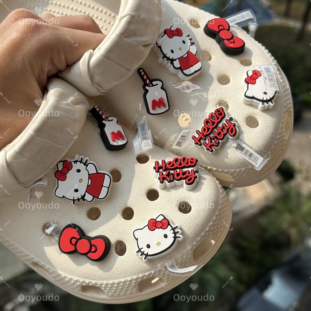 PVC Đỏ Hoạt Hình Bộ Ins Dễ Thương Hello Kitty s Charm Viral Clog DIY Phụ Kiện KT Cat