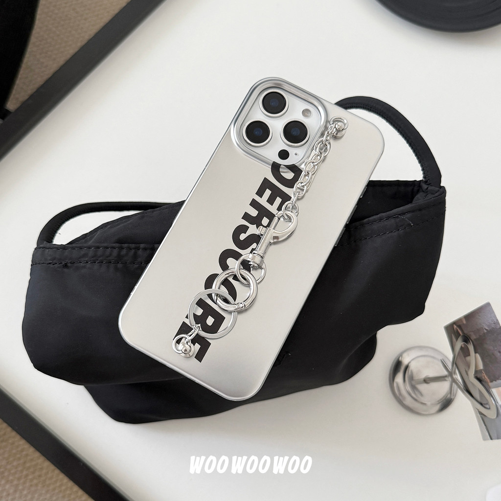 Niche ins Cool Style Silver English Chain Phone Case Thích hợp cho iphone16promax Apple 15 Phong các
