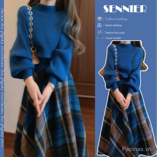  Papinas-mặc mùa thu với áo len dệt kim màu xanh cổ điển nghệ thuật Kiểu Pháp chân váy kẻ sọc cạp cao hai mảnh 