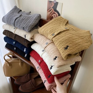 Chunjiamian Áo len nữ ngựa thêu Bột chiên xoắn đan cardigan cổ tròn áo len áo khoác