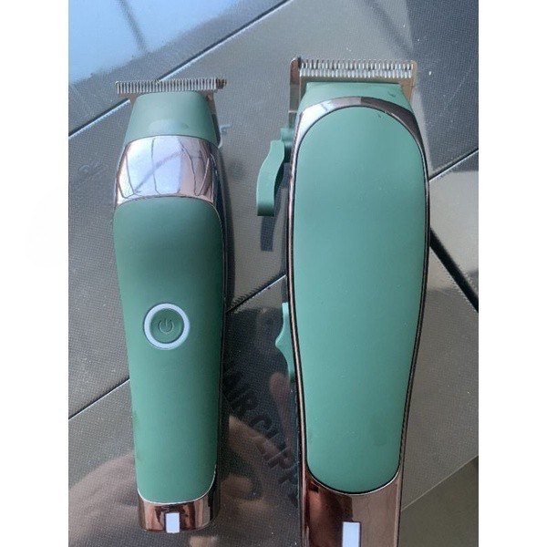 Siêu phẩm Tông đơ cắt tóc KM RS7 & chấn viền KM RS6