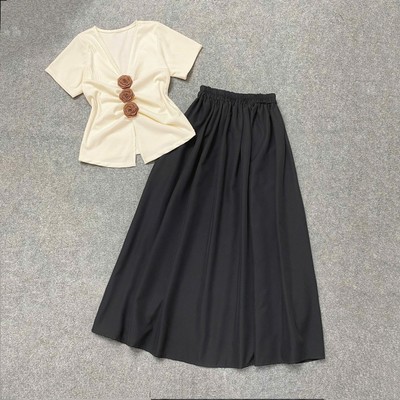 Set Đồ Bigsize Nữ Tiểu Thư Áo Thun Kiểu Tay Ngắn Kèm Chân Váy Nhẹ Nhàng Cho CHubby