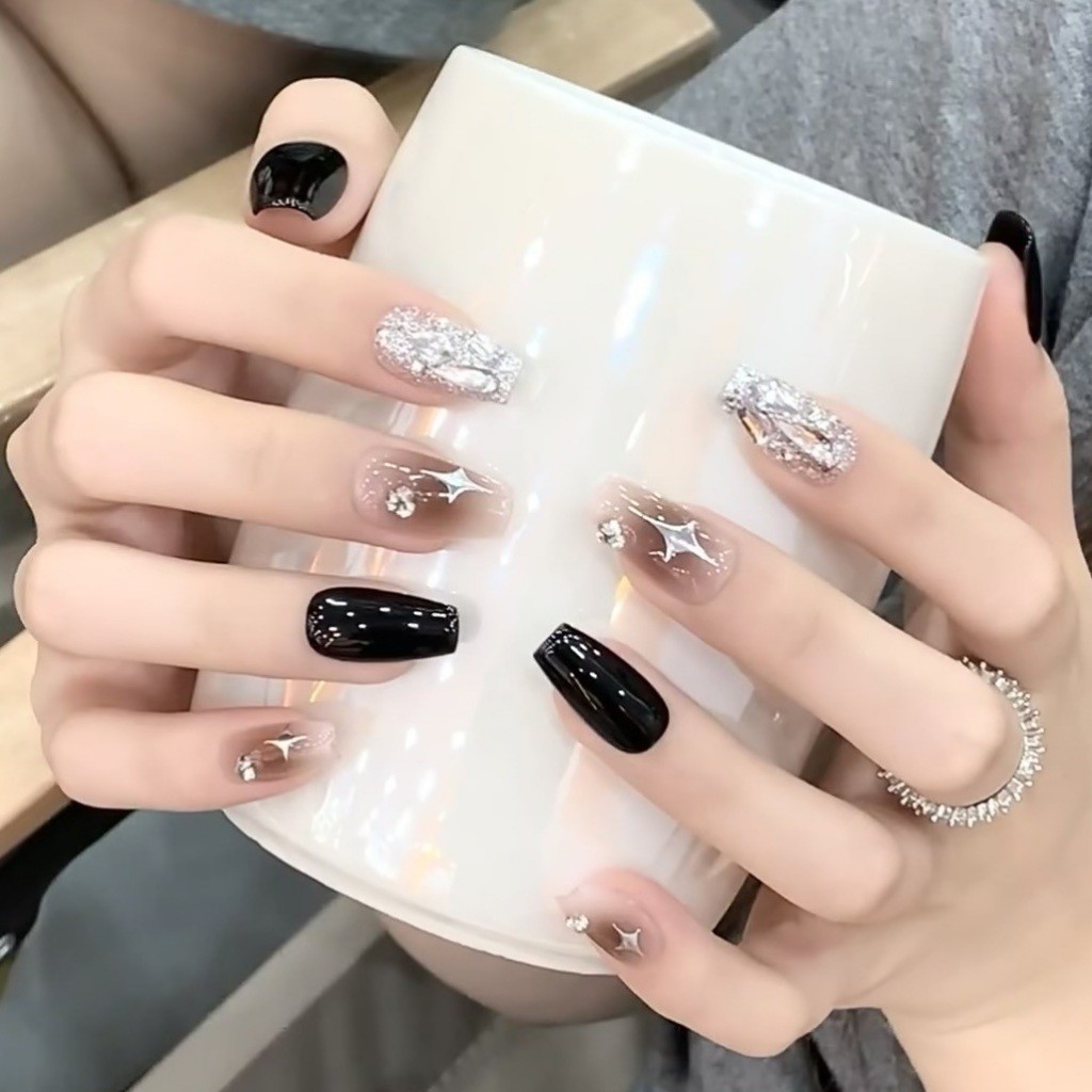 Ảnh 7 của Móng tay giả BEABIAI Nail box kèm keo gắn, dáng ngắn, dài, thiết kế trơn, đính đá sang trọng