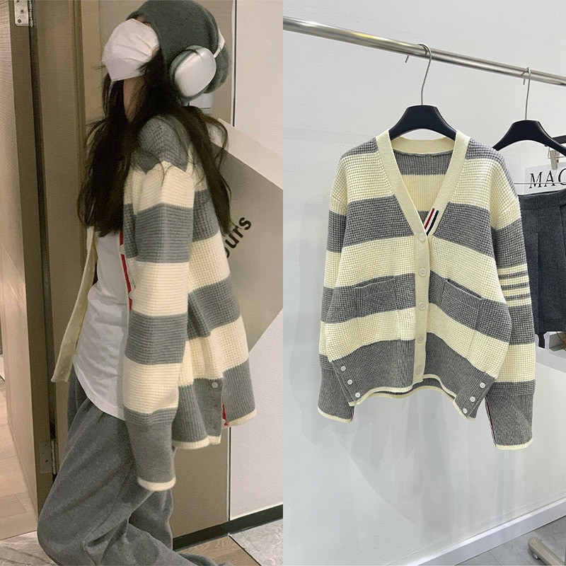 Áo Khoác Len Kẻ Ngang Phối dây màu, Cardigan nữ hothit MIU CARDIGAN
