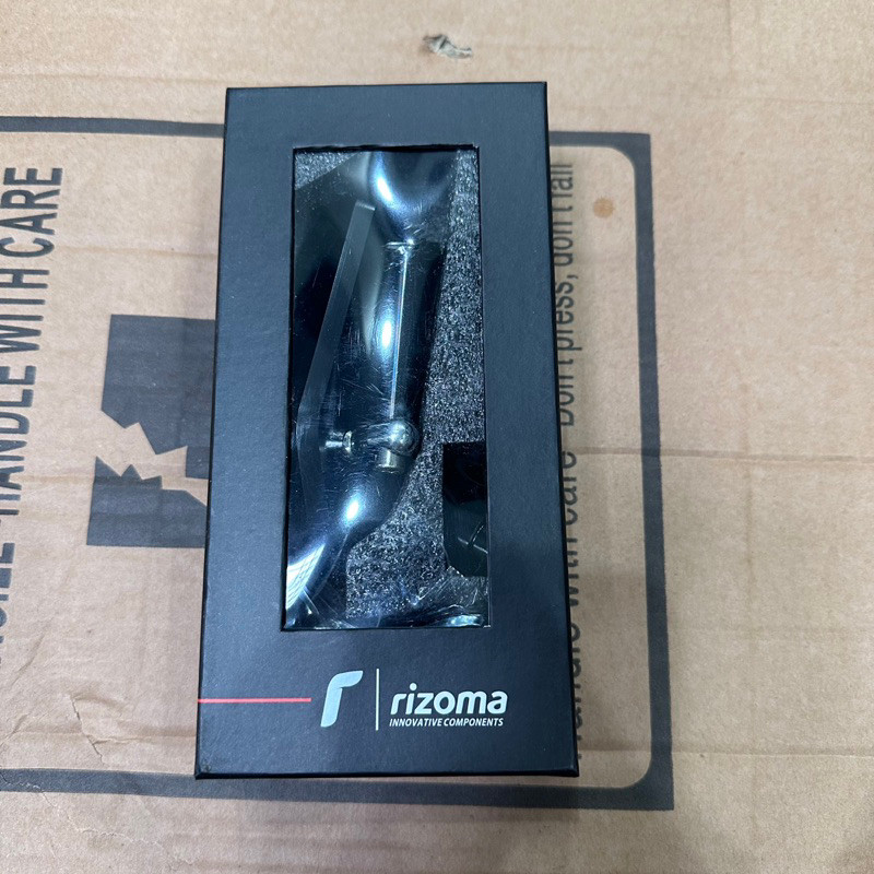 Kính chiếu hậu Rizoma 744