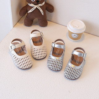 Mùa Hè 2025 Mới Trẻ Em Xăng đan La Mã Cho Bé Gái Thời Trang Phong Cách Hàn Quốc Đế Mềm Chống Trơn Trượt Đa Năng Cắt Giày Đi Biển