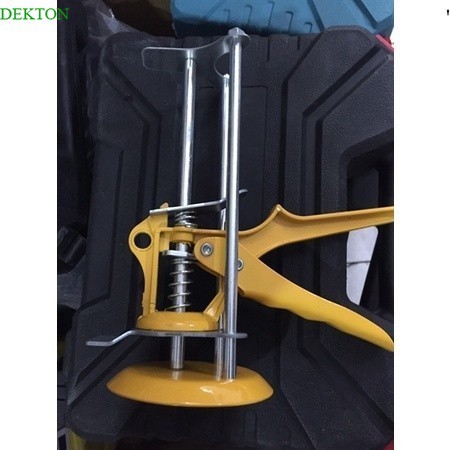 đội gạch 3 chân vàng FQ-07 . DEK.TON