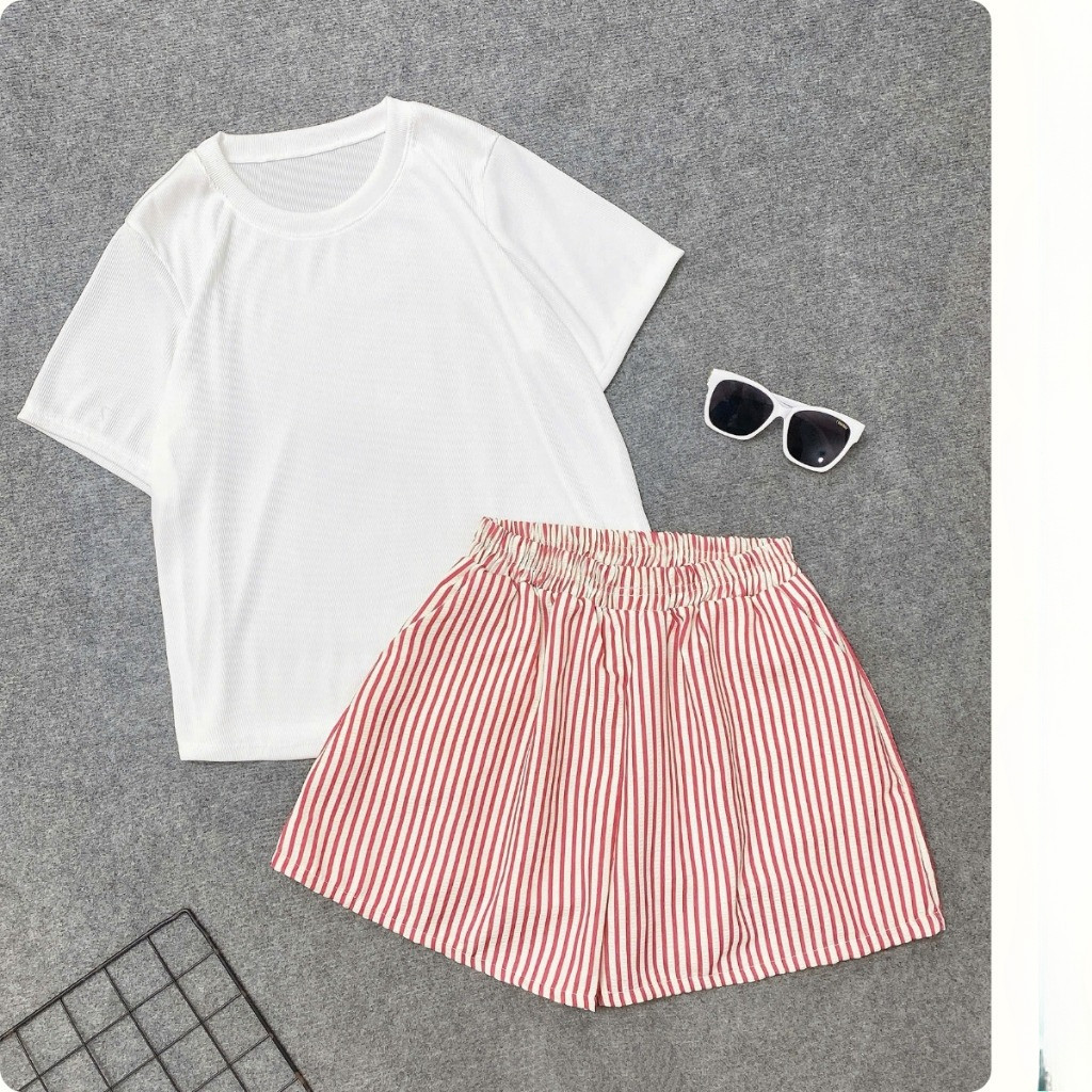 Bộ Đùi Bigsize Nữ Áo Baby Tee Ôm Body Quần Short Kẻ Sọc Năng Động Mùa Hè G244+Q554