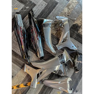 Dàn áo xe Sirius 50/110cc - Đen Bạc - Nhựa ABS cao cấp Tặng Tem PVC 3 lớp