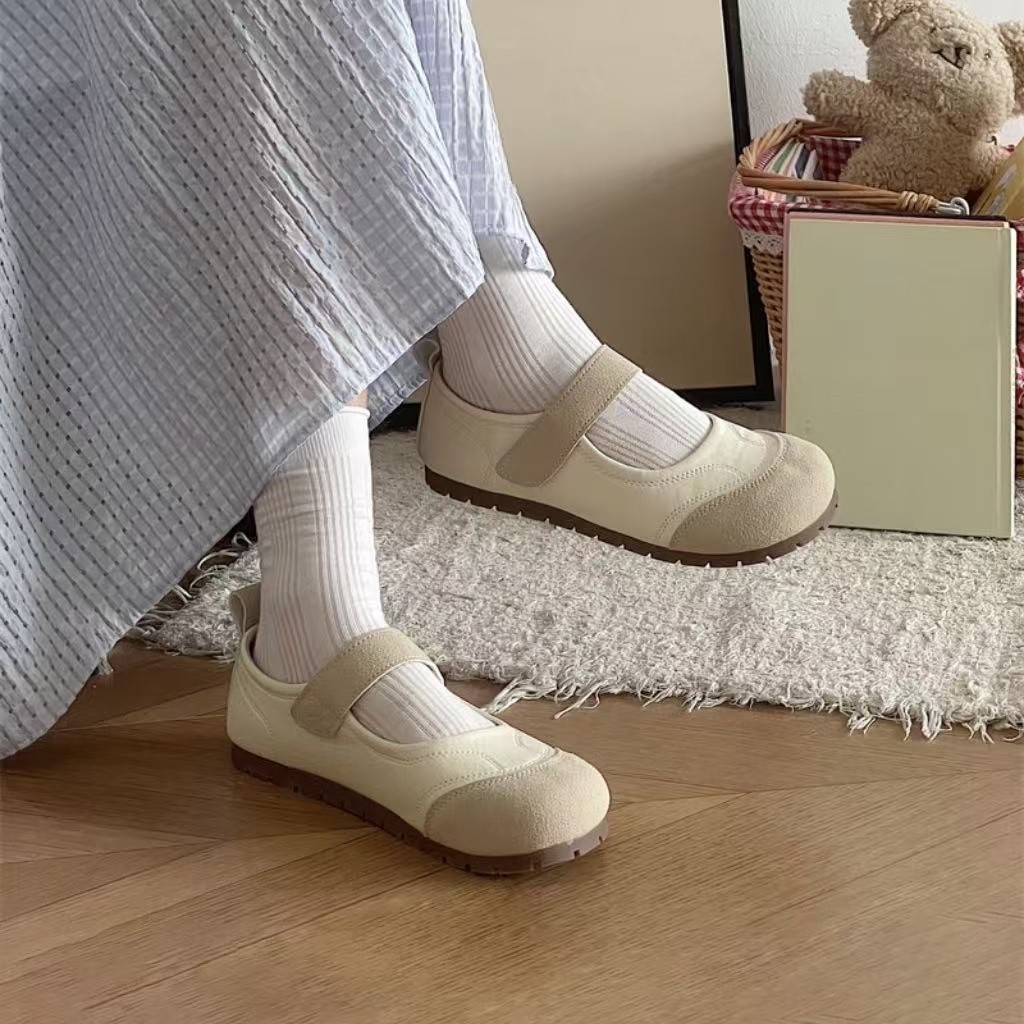 Giày sandal đế lười quai dán (CÓ SẴN) đế chống trơn bám tốt giày 𝗷𝗲𝗲𝗽 mary jane hot trend Shoes mã 𝗷