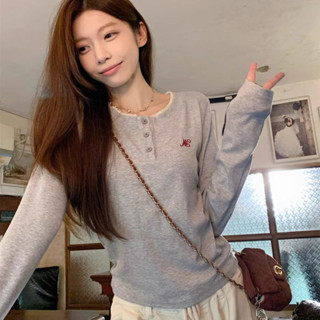 Áo Sơ Mi Nữ Dài Tay Cổ Tròn Dài Tay Màu Xám 2024 Hàng chục Phong Cách Mới Dài Tay Quần Thu Đông Thêu Áo