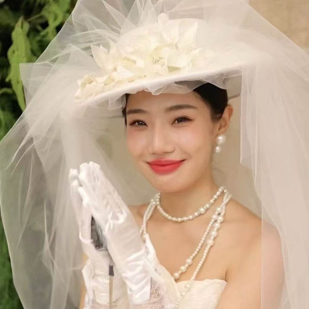 French Style High-End Cloud Veil Hat Veil Head Veil Forest Series Handmade Twisted Shape Wedding Pho