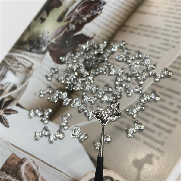 Charm gắnmóng nơ M111 (giá 1 chiếc)