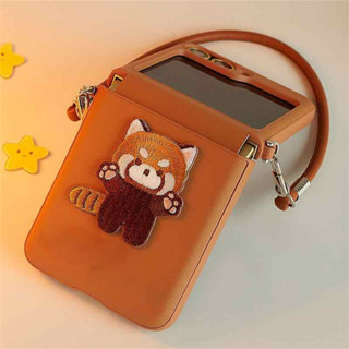 Ốp Điện Thoại Gấu Nâu Thêu Dễ Thương Có Dây Đeo Tay Da Cho Samsung Galaxy Z Flip 5 6 Z Flip6 ZFlip 5 Zflip6 Zflip5 Ốp Lưng Chống Sốc