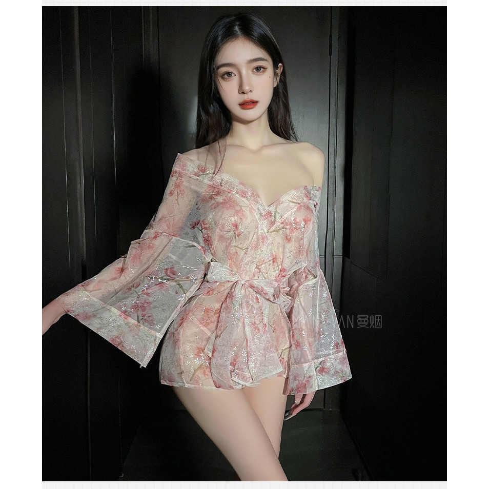 Đồ lót sexy, áo cardigan sâu V không vai, áo choàng kimono in lá vàng trong suốt | BigBuy360 - bigbuy360.vn