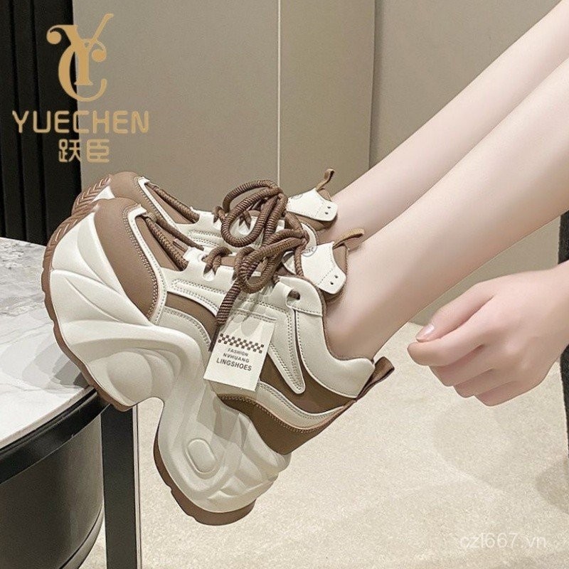 Giày Trắng Bánh xốp đế dày nữ Giày thể thao thường ngày đế cao 10cm độn cao Bên trong Mẫu Mới Mùa đô