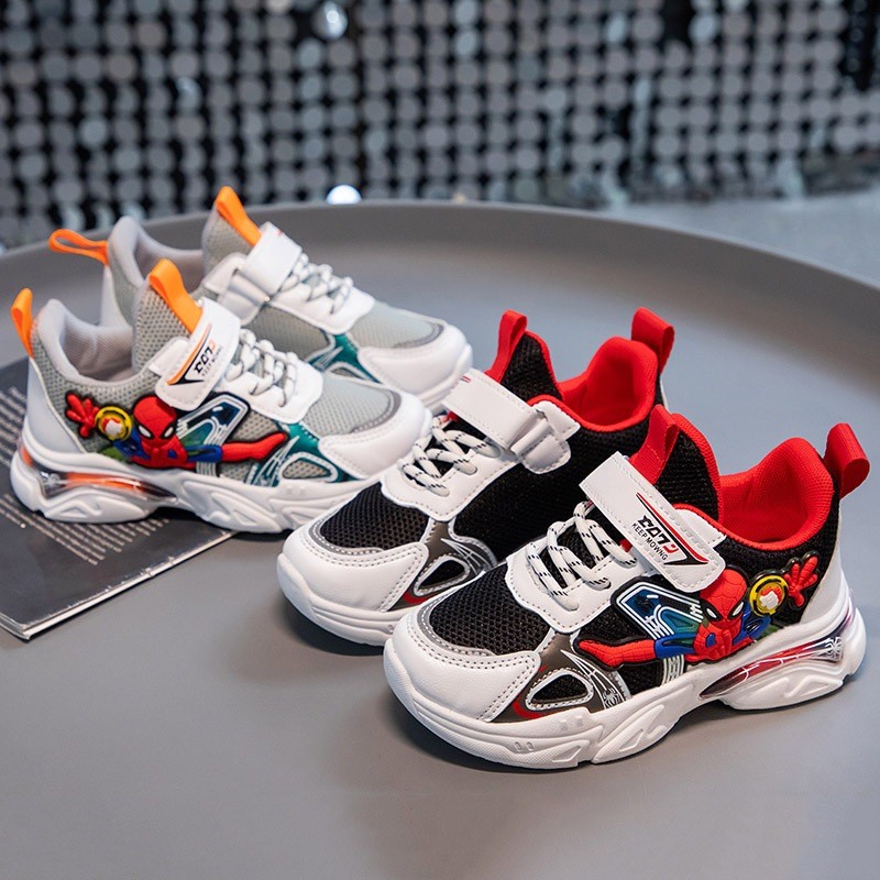 Giày Bé Trai Siêu Nhân Người Nhện Spider Man Phiên Bản Đẹp Nhất Hệ Mặt Trời 668 Size 26-38.