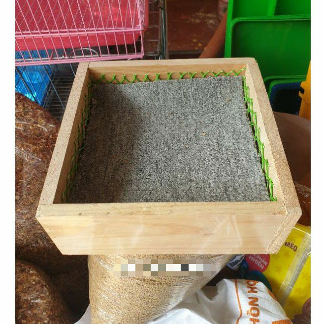 Ổ Đẻ Cho Bồ Câu Tổ Đẻ Lót Đệm Lưới Cho Gà Nòi Ổ Đẻ Cho Gà Đá Ổ Gà Tre Ổ Chim Bồ Câu (Loại Lớn)