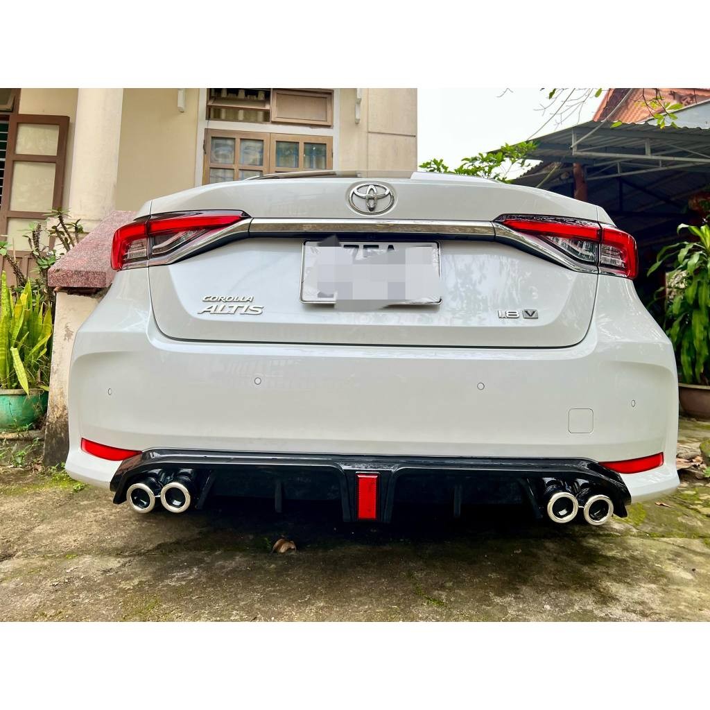 Lippo,cản sau dành cho Toyota Altis 2022-2025