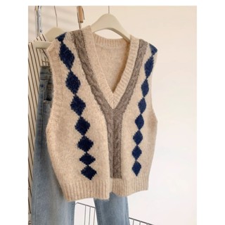 Áo ba lỗ Jiashucheng Áo len không tay xếp chồng mặc bên ngoài Thu Đông mẫu mới mặc bên ngoài cho nữ áo ba lỗ dệt kim màu tương phản cổ chữ V