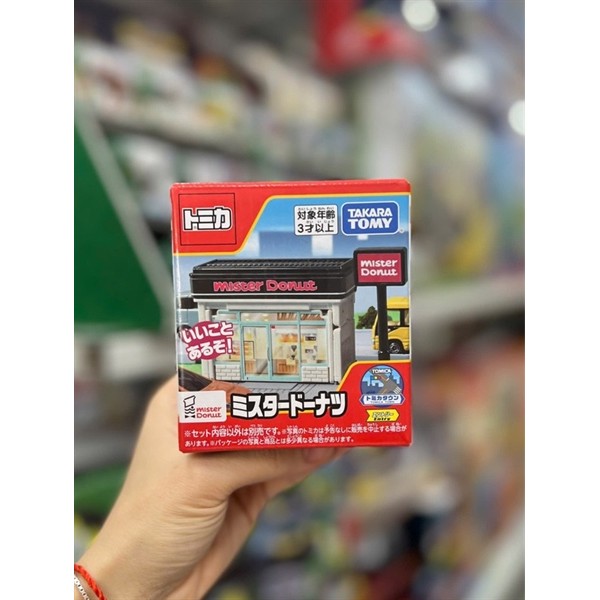 Mô hình Tomica World 228813- Donut Restaurant Mister Donut