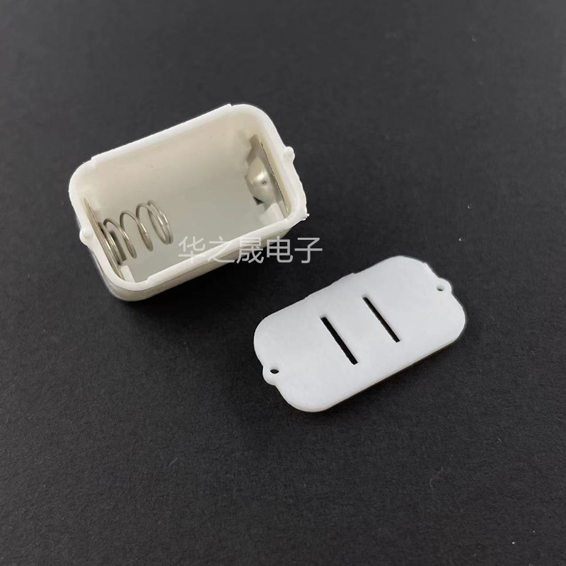 Tyk LR44 Hộp Pin 4.5v Nút Pin Ngăn L4454F / AG13 Đèn Nhấp Nháy Âm Nhạc Pin 3 Chiếc HPWO 8J2X