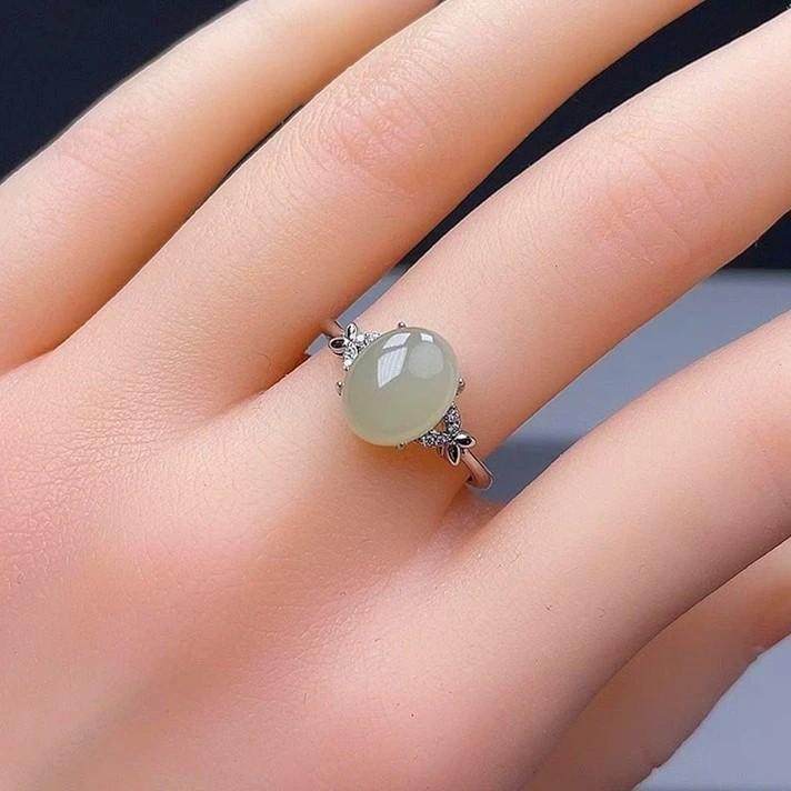 Nhẫn ngọc Hetian bạc 925 Bạc 925 Ngọc Hetian dát bạc 925 Ngọc Hetian luxe
