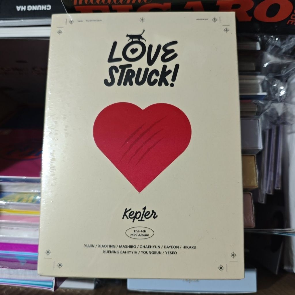 Lời dịch bài hát Love Struck Giddy - Kep1er
