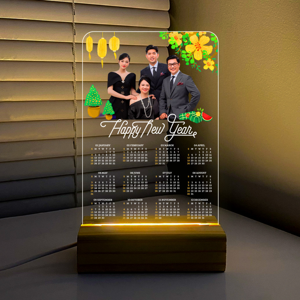 Khung Ảnh Mica Đế Đèn LED In Ảnh Theo Yêu Cầu – Lịch Tết Gia Đình, LED USB, Mica 3mm (Nhận Hỏa Tốc)