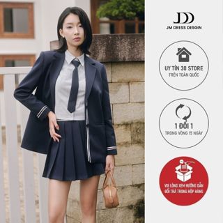  Set Áo Blazer Dáng Suông Ve K Thêu Ngực 5B06.2508K. Chân Váy Xếp Ly Đè Dây Cạp 4S25.2508W. Set Đồ Preppy Học Đường JM 