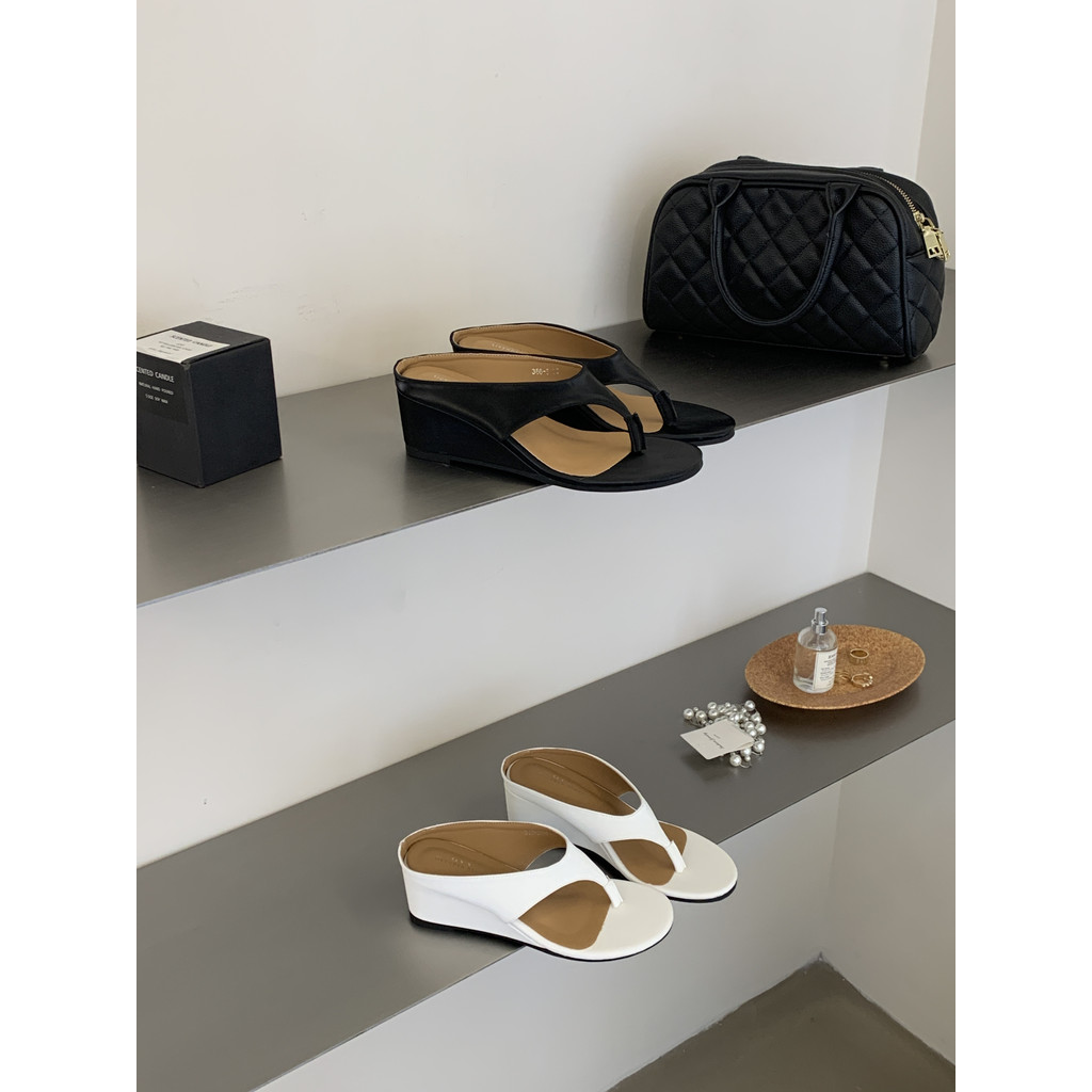 【Lamode】2026 Niche Design Mùa hè Phong cách mới Slimer Look Wedge Gót chân Hàn Quốc Board Open Toe D