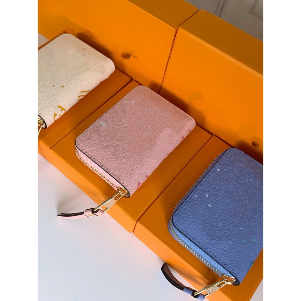 L* High-end Coin Purse Card Holder ins Classic Embossed Earphone Case Key Case Compact Card Holder S