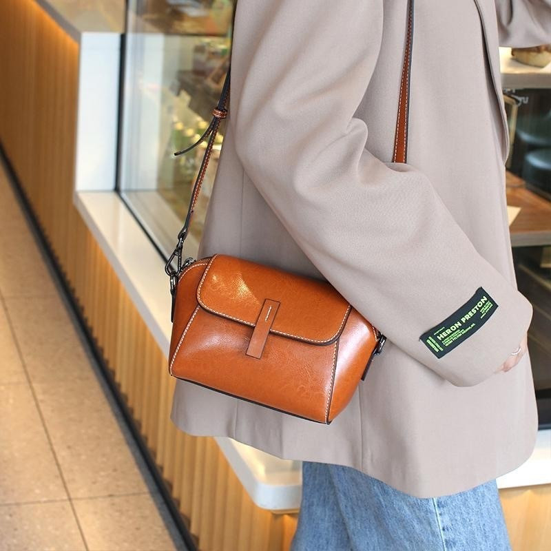 Authentic Women's Single Shoulder Bag New Women's Bag Top Layer Cowhide Bag2Fashionable Women's Cros