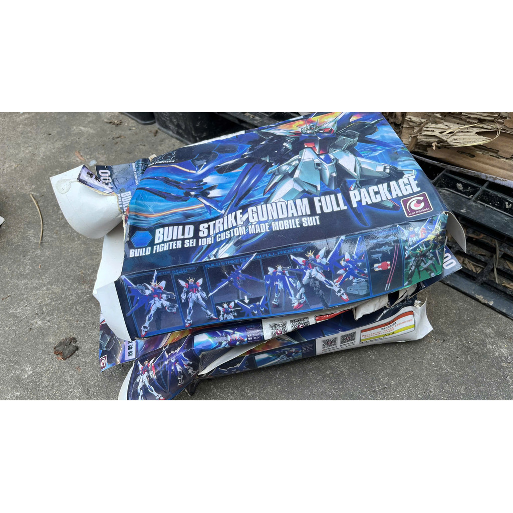 Gacha Mô hình lắp ráp HG Build Strike Gundam Full Package Bootleg- GundamGao