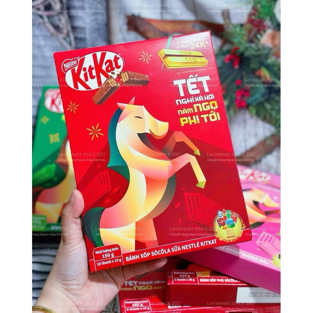 Bánh Xốp Phủ Socola Sữa Nestle' KitKat hộp Tết 2026 (Hộp 150gr 10 thanh)