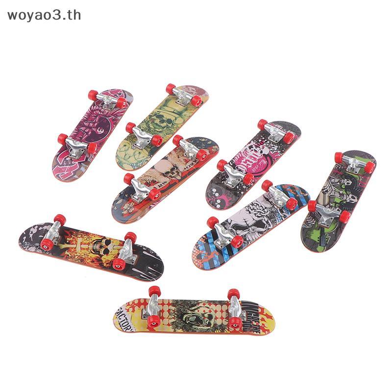 [Woyao] Fingerboard Mini Finger Skateboard Nhựa Finger Skate Scooter Skateboard Toy [TH]
