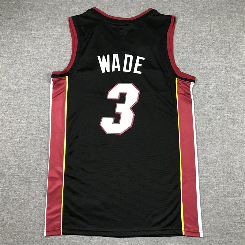 Áo bóng rổ Wade's thêu tinh tế, phù hợp chơi bóng rổ