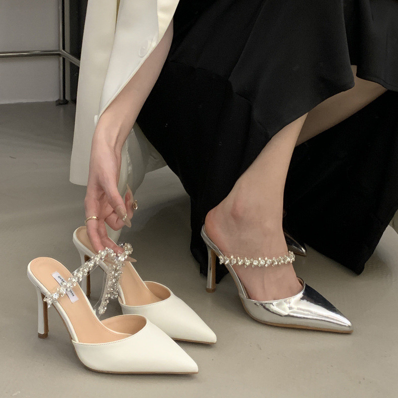 Giày nữ mũi nhọn đính đá mũi nhọn 2026 Giày cao gót La Mã 9cm