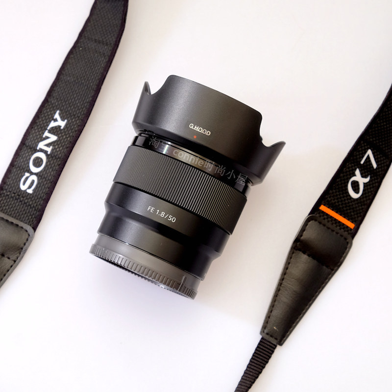 Thích hợp cho Sony Full Frame FE 50 1.8 Hood Mount 50mm F1.8 ALC-SH146 Reversible-01